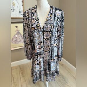 Like New! EMMA & MICHELE Multicolor Paisley Floral Dress